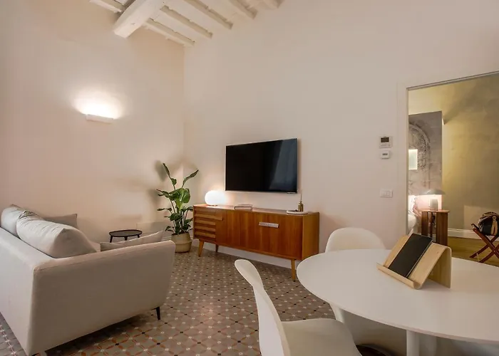 Apartment Seggiole Boutique Iris Florenz